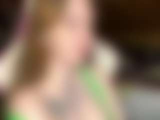 EuniceFerracioli's Live Sex Cam Show