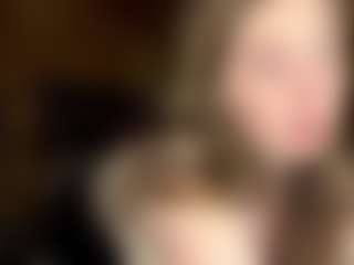 EuniceFerracioli's Live Sex Cam Show