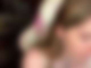 EuniceFerracioli's Live Sex Cam Show