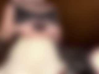 Live cam show with Emma - Genital Piercings on Soda Cam