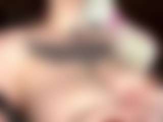 Live cam show with Emma - Ass Clapping on Camsoda