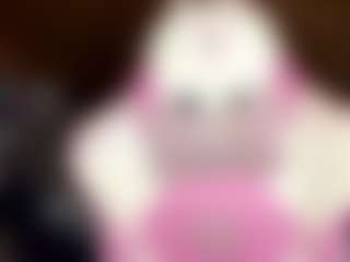 Live cam show with Emma - Amateur on Camming Site