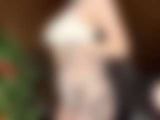 Live cam show with Emma - College Mature on sexylive.show