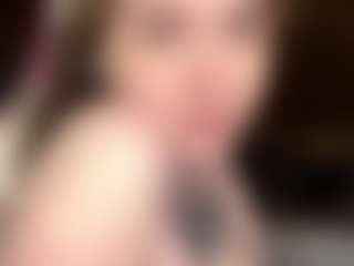 Live cam show with Emma - Middle Aged on justonemore.cc