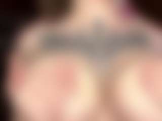 Live cam show with Emma - Amateur on Camsoda
