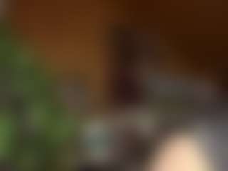 Live cam show with Emma - BBW MILF on AdultVida.com