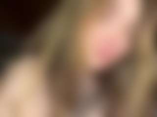 Live cam show with Emma - Teen (18+) on iamadamtest123.com