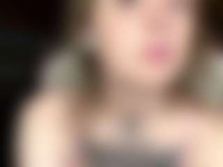 Live cam show with Emma - Anal Toys on Dolls Live