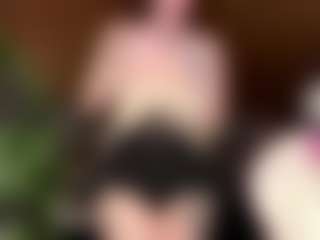 Live cam show with Emma - Big Tits Mature on Camsoda