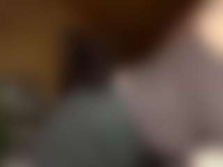 Live cam show with Emma - Small Tits Mature on Camsoda