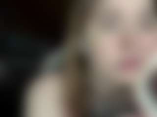 Live cam show with Emma - MILF Teen (18+) on Dare Cams
