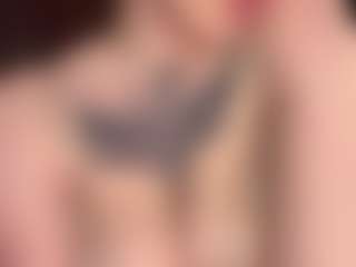 Live cam show with Emma - Ass Clapping on Camsoda