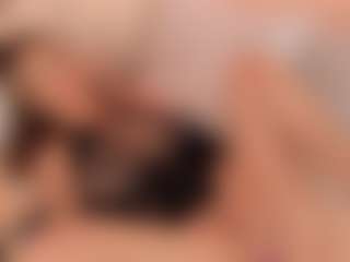 Live cam show with isabellestorm - Average on CamwithHer