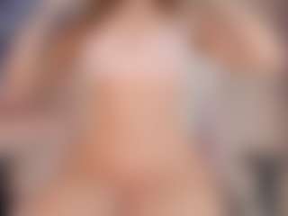 Live cam show with isabellestorm - Curvy on livesuperchat.net