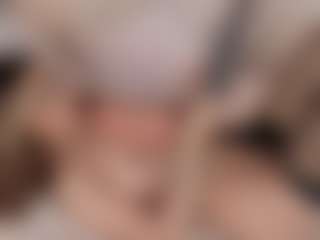 Live cam show with isabellestorm - Public on Camsoda