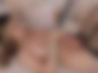 Live cam show with isabellestorm - Average on Camsoda