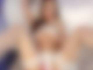 Live cam show with isabellestorm - Public Brown Hair on livesuperchat.net