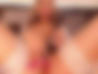 Live cam show with isabellestorm - Striptease on Camsoda