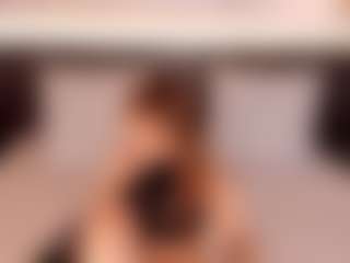 Live cam show with isabellestorm - Public Curvy on CSO-WL