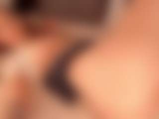 Live cam show with isabellestorm - Latina on Mixed Magazine Live