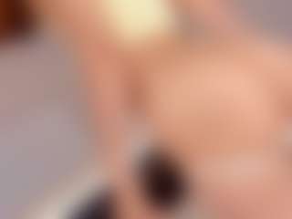isabellestorm's Live Sex Cam Show