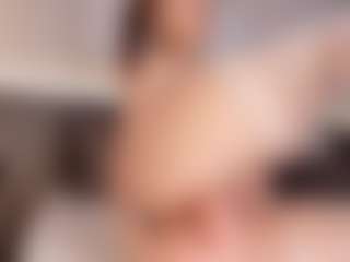 Live cam show with isabellestorm - Brown Hair Toys on Camsoda