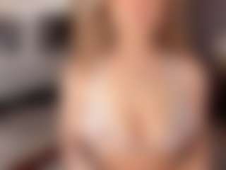 isabellestorm's Live Sex Cam Show