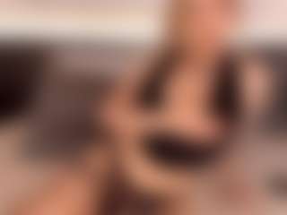 isabellestorm's Live Sex Cam Show