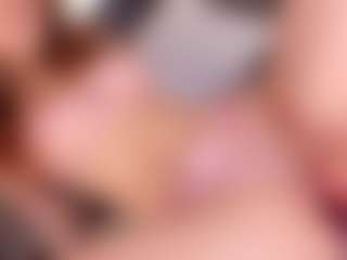 Live cam show with isabellestorm - Striptease on liverealitysex.com