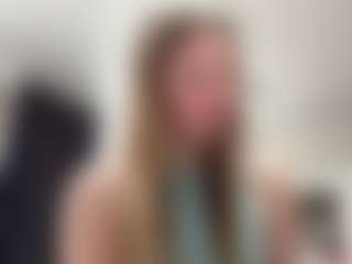 Emilia's Live Sex Cam Show