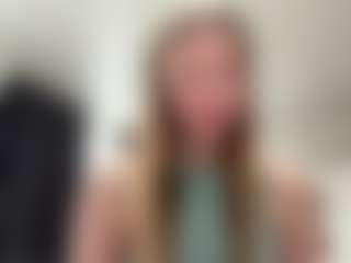 Emilia's Live Sex Cam Show