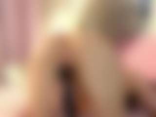 Karolinacream's Live Sex Cam Show