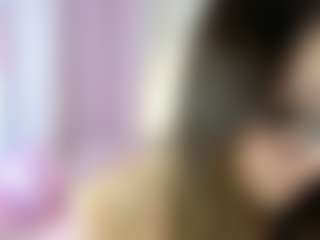 Live cam show with Karolinacream - Public on Camsoda