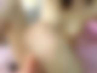 Karolinacream's Live Sex Cam Show