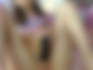 Karolinacream's Live Sex Cam Show