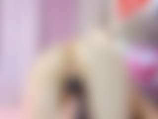 Karolinacream's Live Sex Cam Show