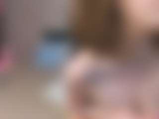 lunarlily7's Live Sex Cam Show