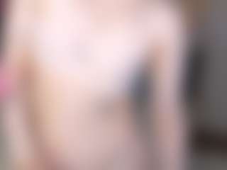 lunarlily7's Live Sex Cam Show