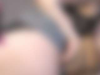 lunarlily7's Live Sex Cam Show