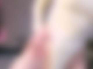 Live cam show with lunarlily7 - Fingerass on AdultVida.com