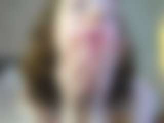 lunarlily7's Live Sex Cam Show