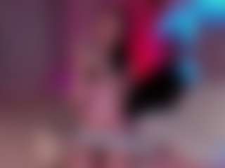 Live cam show with MaddyFeverr - Brown Hair on Cam Slut