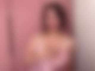 Live cam show with MaryroseVanegas - Green Eyes on TastyBlacksLive