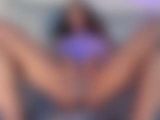 Miia-Ferrari's Live Sex Cam Show
