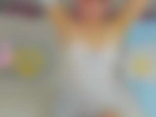 Live cam show with mimicutee - New Brown Eyes on live.xheat.ai