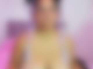 NaomiiEvans's Live Sex Cam Show