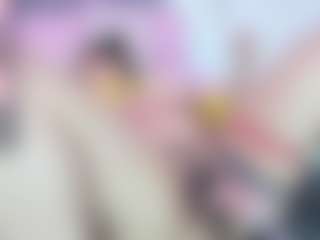 Live cam show with NaomiiEvans - Strip on Sex Cam Show