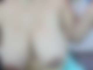 Live cam show with NaomiiEvans - MILF on Sex Cam Show