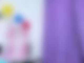 Live cam show with NaomiiEvans - College MILF on Camming Site