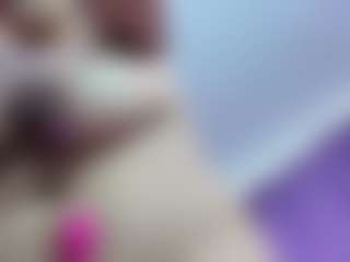 Live cam show with NaomiiEvans - Twerk Young Adult on Cam Slut